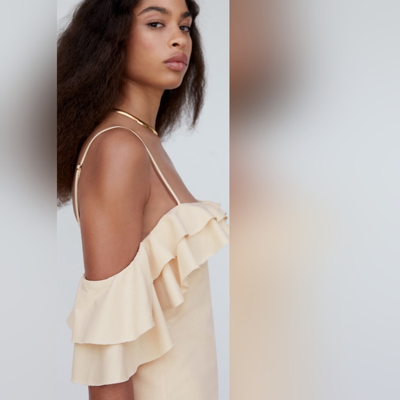 MANGO Ruffled shoulder dress - Picture 7 of 9